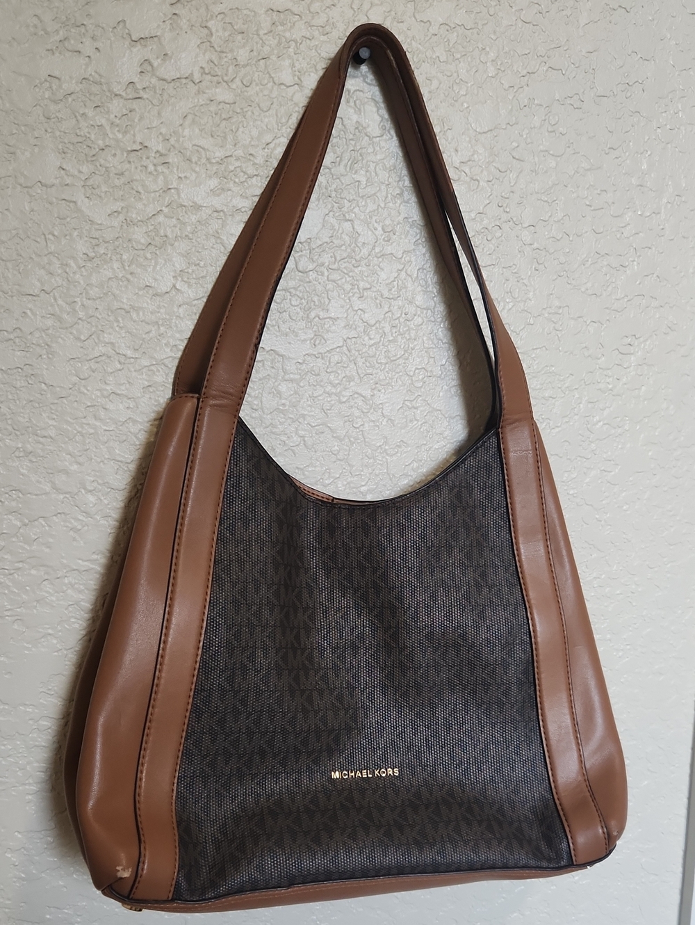 Final Sale ‼️Michael Kors Brown and Tan Logo Hobo Shoulder Bag